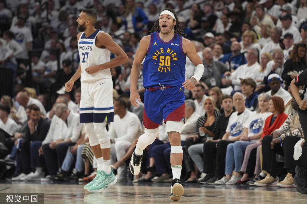 两三步的地 两三步的地