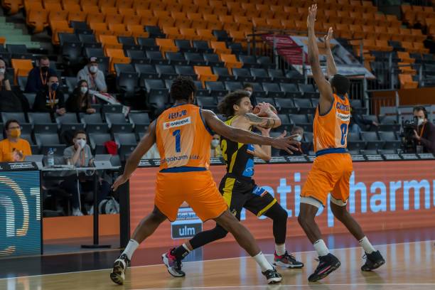 这场比赛成 这场比赛成