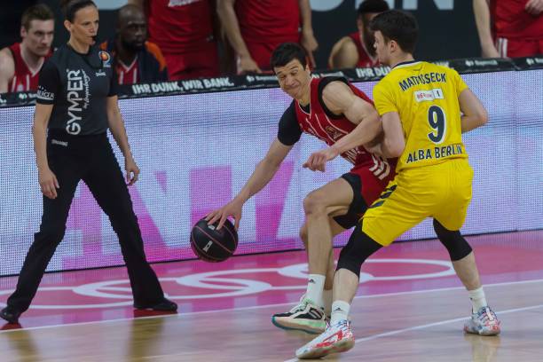 在俱乐部赛 在俱乐部赛