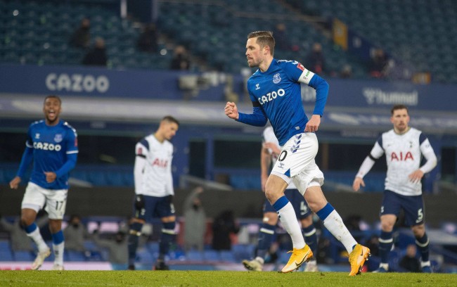 在目前国际 在目前国际