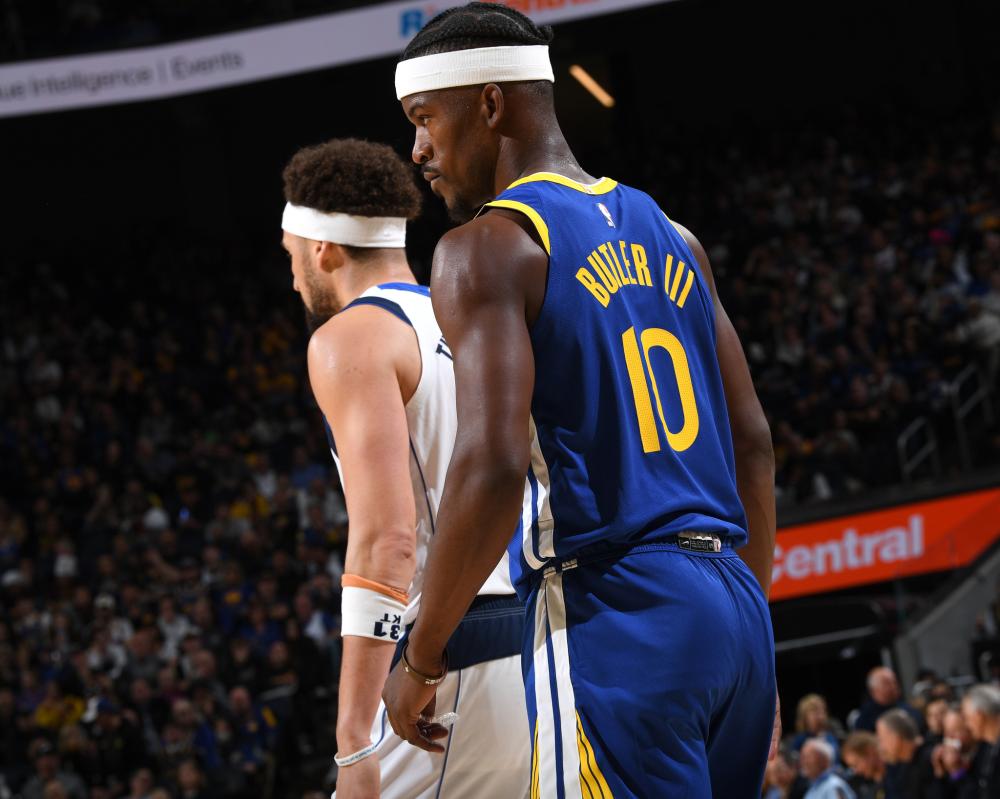 了两队在外 了两队在外